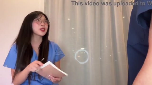 늙은 의대 교수에게 소중이 털리는 한국 유학생
