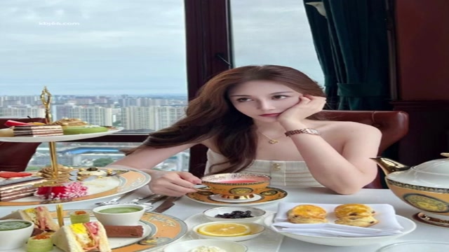 이 얼굴에 이 몸매 실화