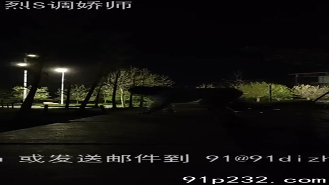 莆田海邊的熱情相擁6分24秒潮噴滿地水聲激盪！ 8分44路人經過 - china