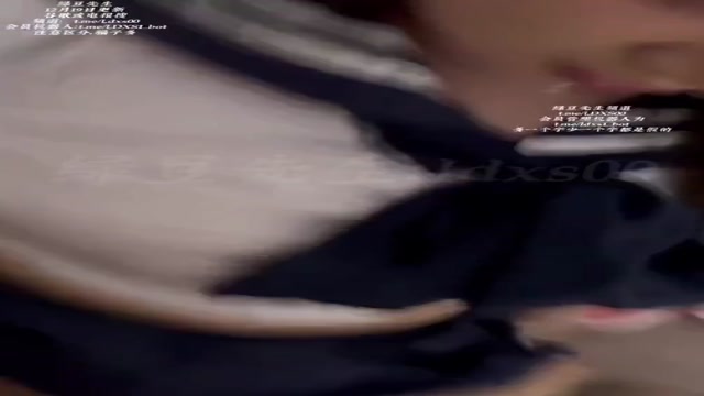 聽話騷母狗叫她穿黑絲便穿黑絲 要她穿JK制服地下爬像狗一樣被操 野外露出 - china