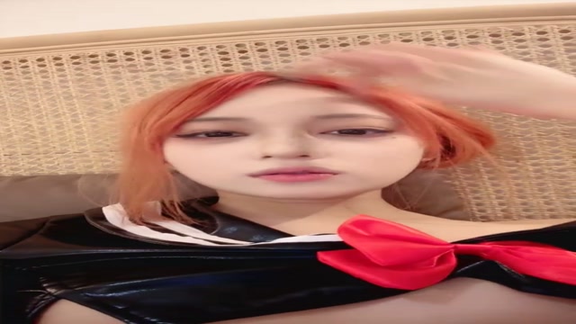 比類のない美しさ、魅力的でセクシーなボディを備えた、赤毛の元気な若い女性[シャオウェイはお腹がすいている]が、誘惑的なヌ…