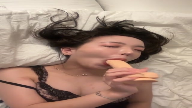 신작✨슴드름녀 ahdd21c 딜도자위 라방 [얼공올노출]