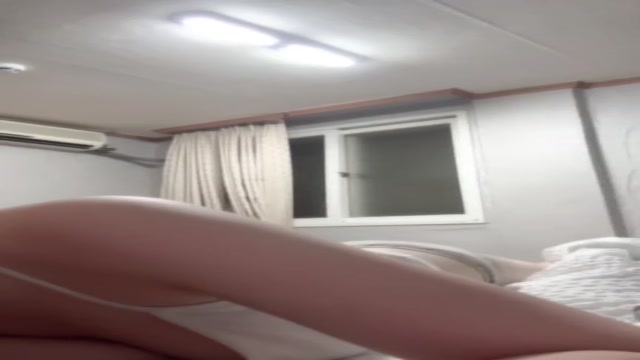 짜장면 먹고 시원하게 자위때리넹 ㅋ