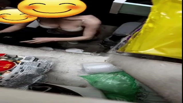 탈의실 공중CAM_거유유륜 알바녀