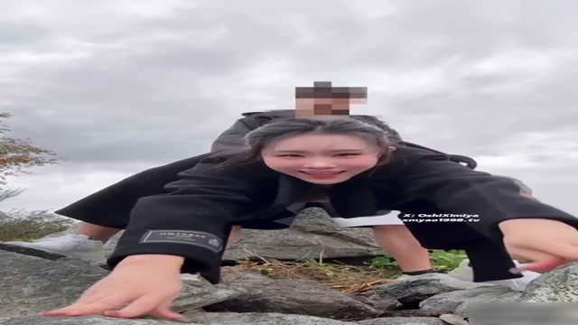 대자연을 속에서 대놓고 섹스하는 세계여행커플