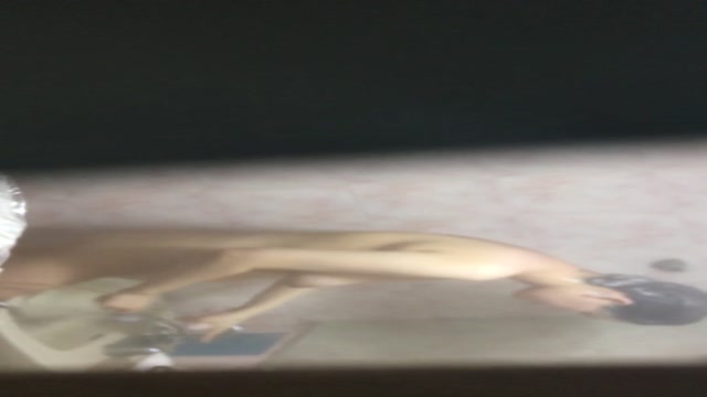 방금 찍은 동네 거유녀    (2)